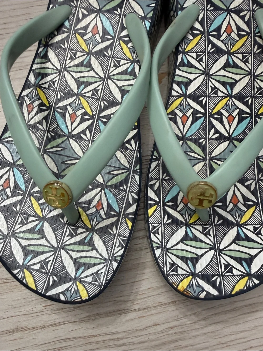 TORY BURCH THANDIE RUBBER WEDGE FLIP FLOP size 8
